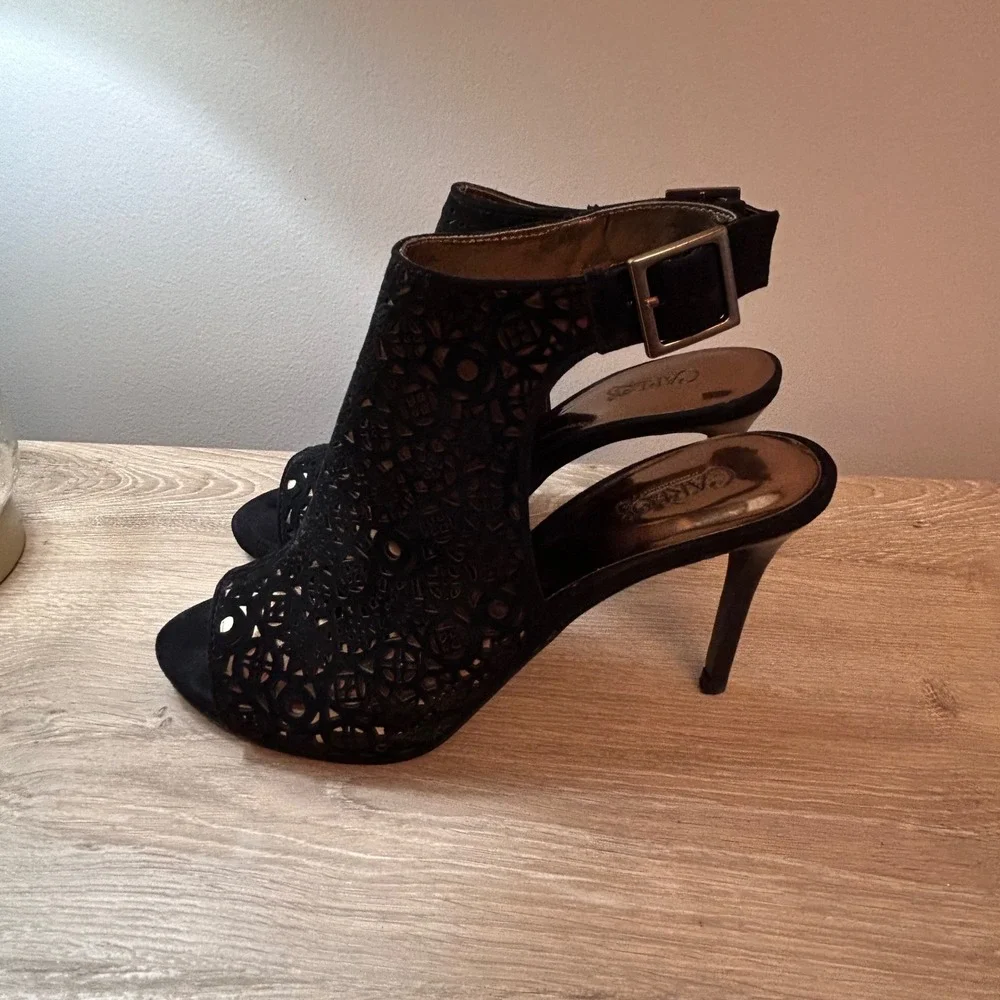 Carlos by Carlos Santana Black Suede‎ Laser Cut Peep Toe Ankle Strap Heels 7.5 M